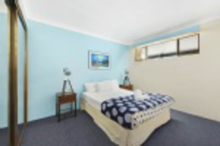 Room 17 of 156