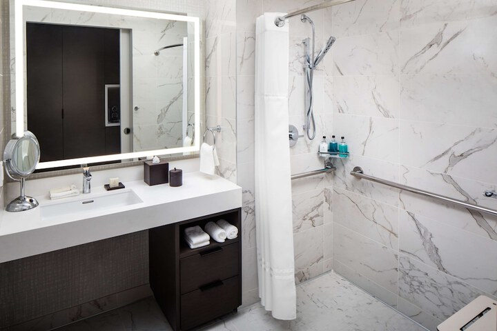 Bathroom shower