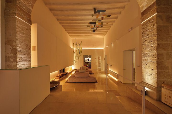 Lobby Photos