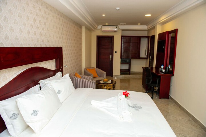 Room 7 of 45