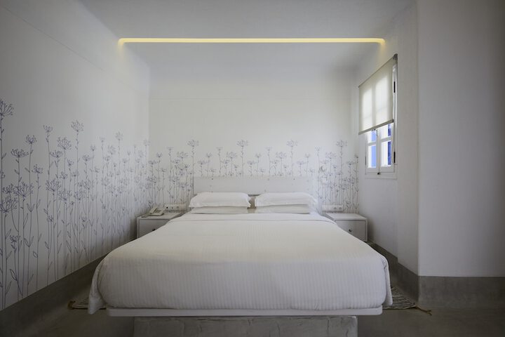 Room 12 of 64