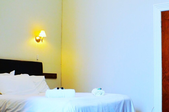 Room 70 of 162