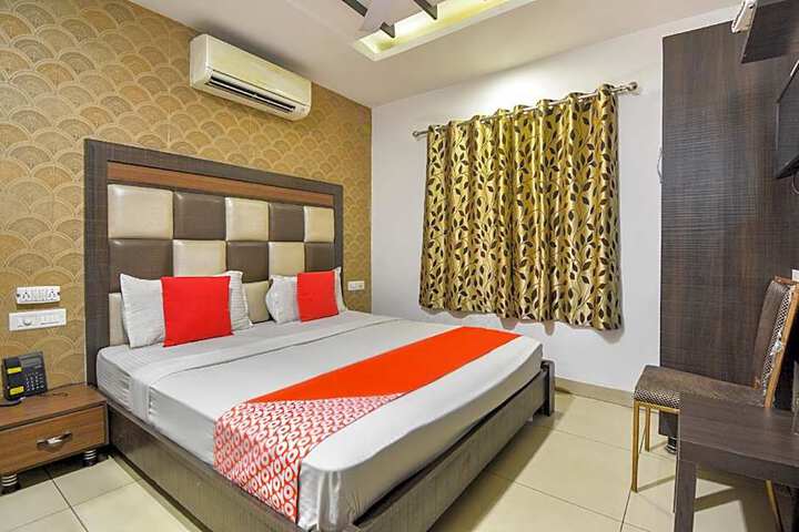 Hotel O Lexis