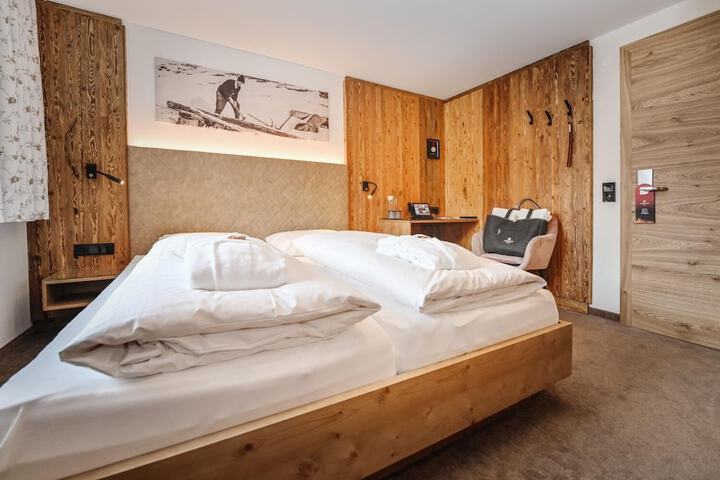 Room 15 of 56