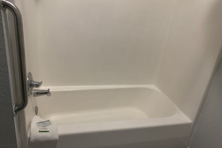 Room 26 of 26