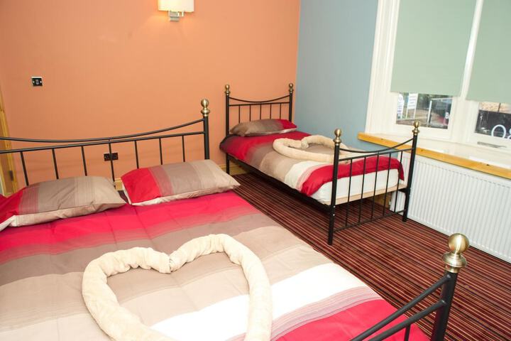 Room 13 of 52