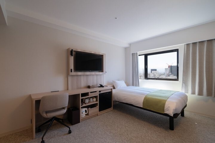 Room 18 of 54