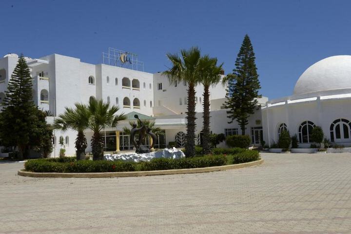 Hotel 32 of 34