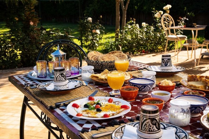 Breakfast/Coffee Service 34 of 44