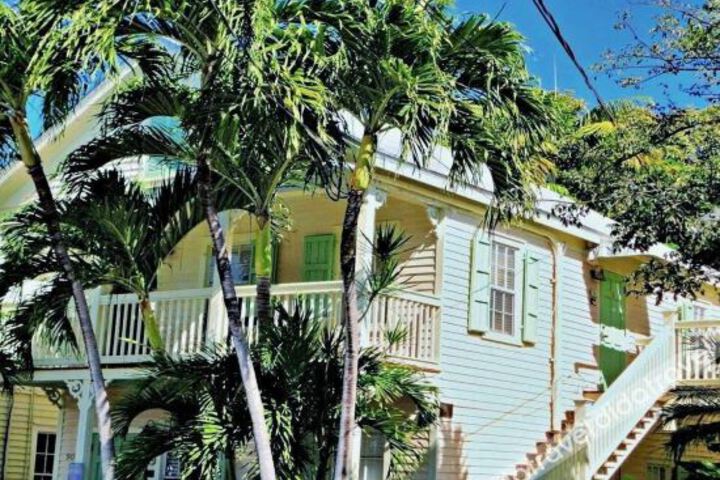 Image of Palm Gardens