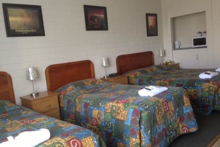 Room 12 of 26