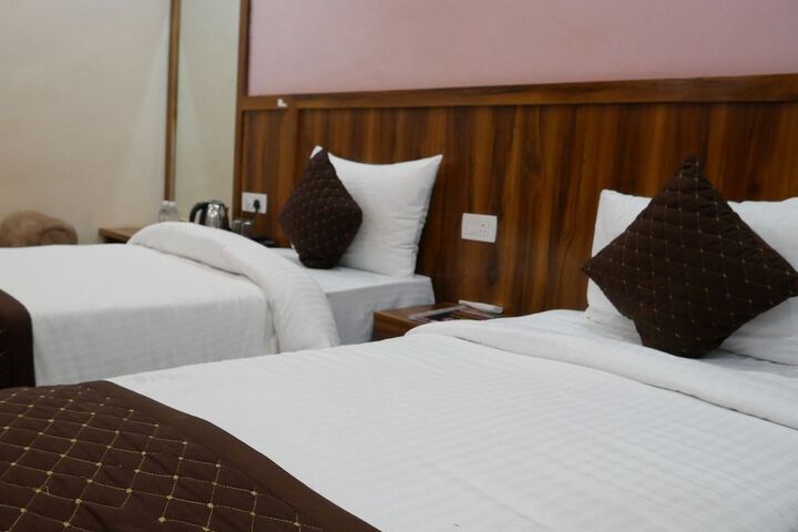 Room 8 of 22