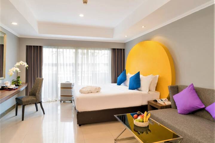 Room 15 of 26