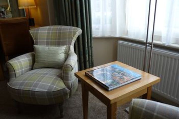 Room 38 of 48