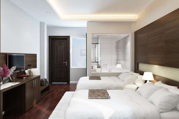 Room 5 of 34