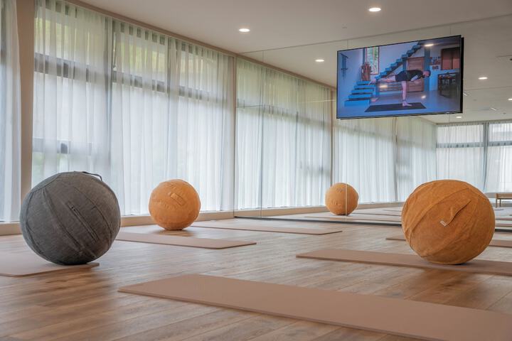 Health and Fitness 32 of 61