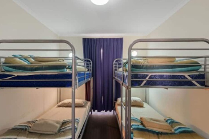 Room 15 of 113