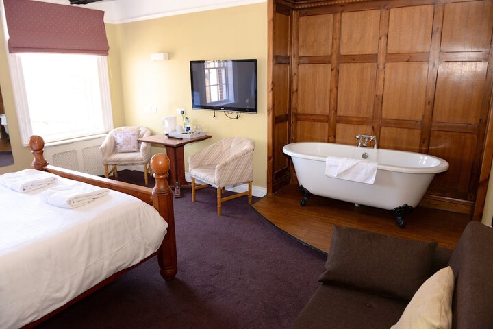 Room 14 of 44