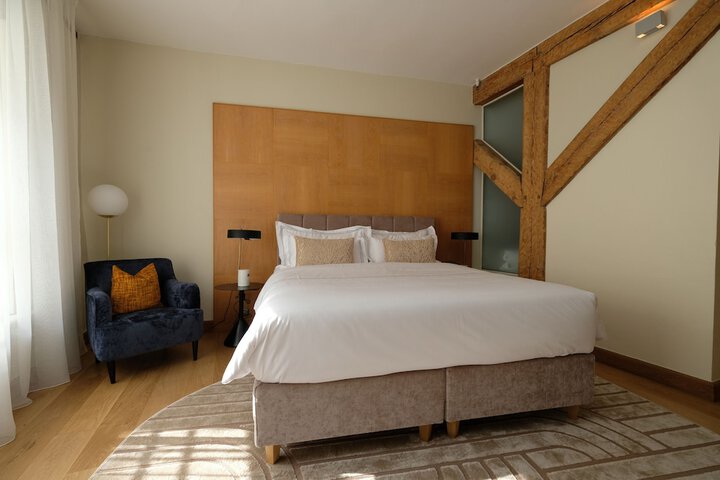 Room 40 of 115
