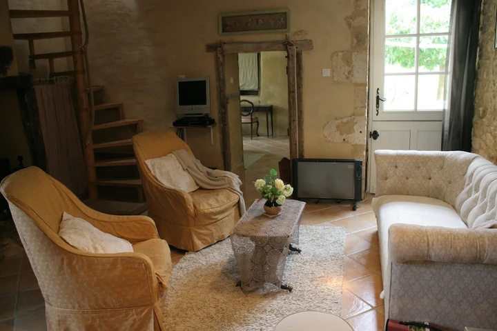 Room 11 of 21