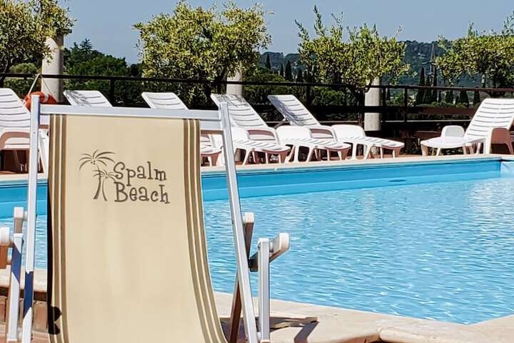 Pool Hotel