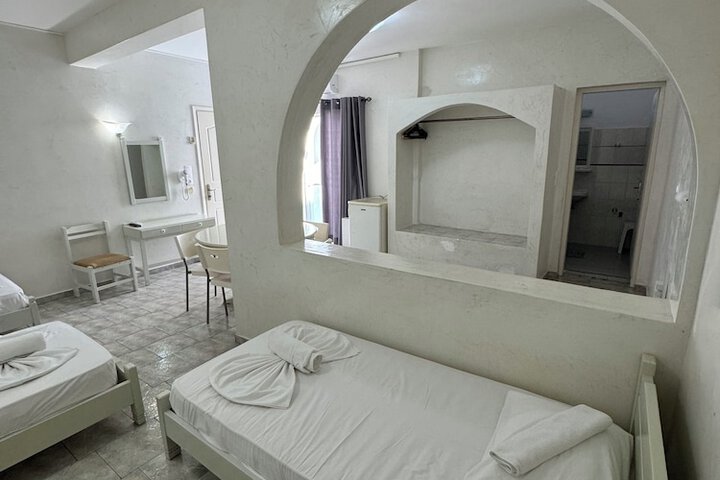 Room 8 of 31