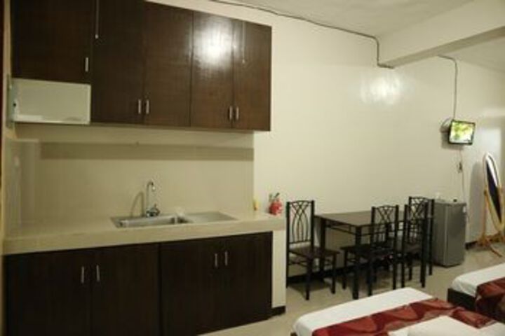 Room 14 of 25