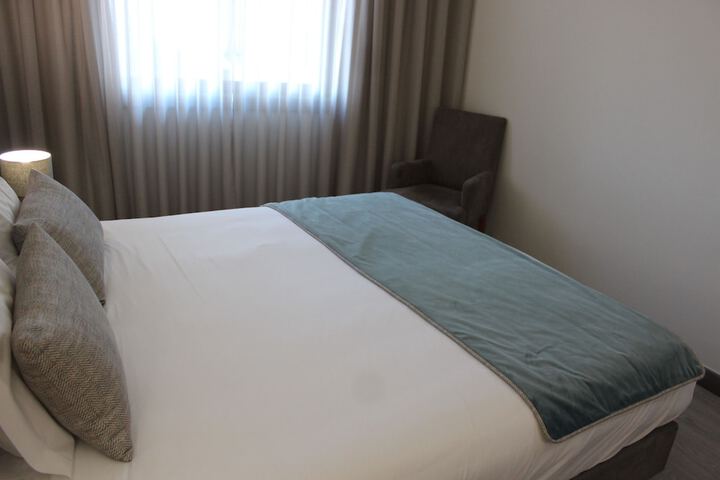 Room 27 of 61