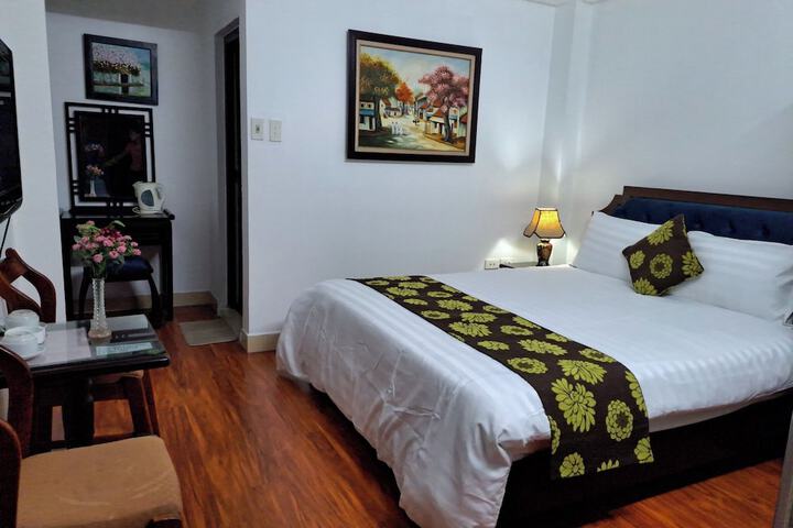 Room 6 of 21