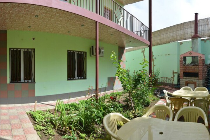 Hotel Exterior 36 of 41