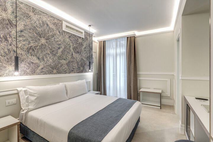 Room 28 of 75