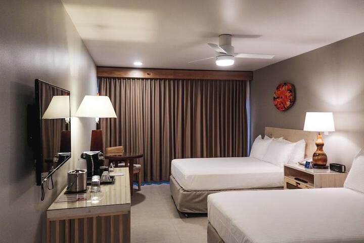 Room 33 of 67
