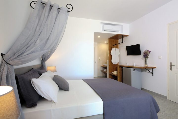 Room 89 of 210