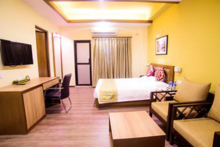 Room 12 of 19