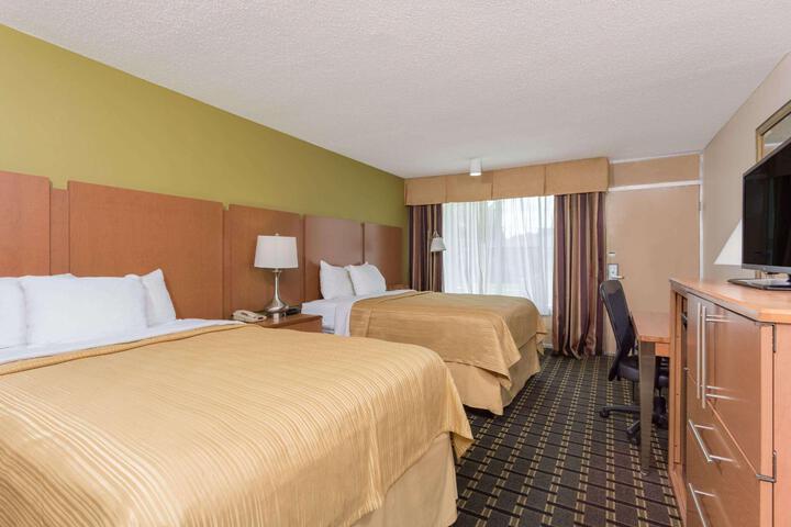 2 Double Beds (5 of 17)