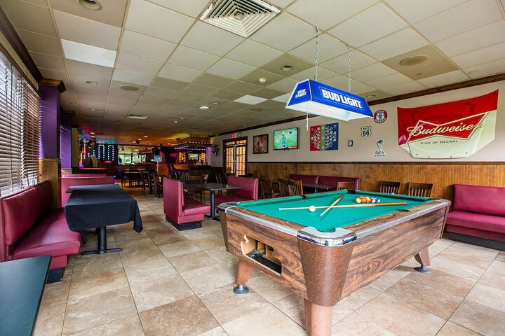 Sports bar
