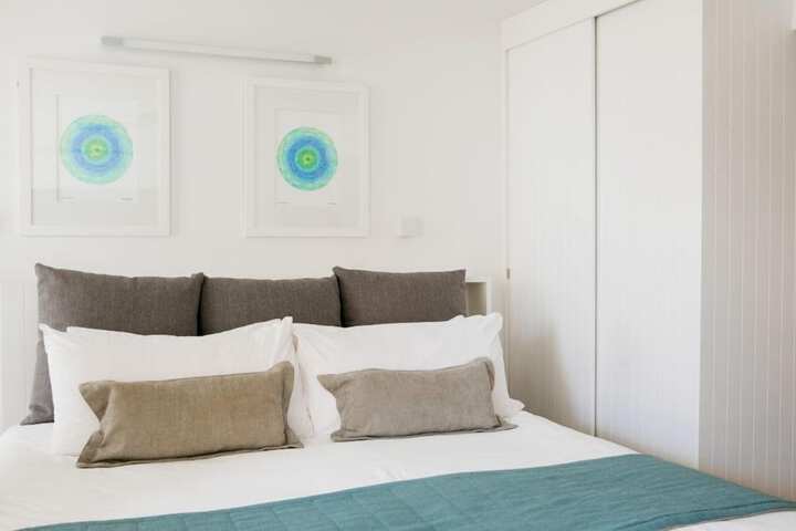 Room 10 of 181