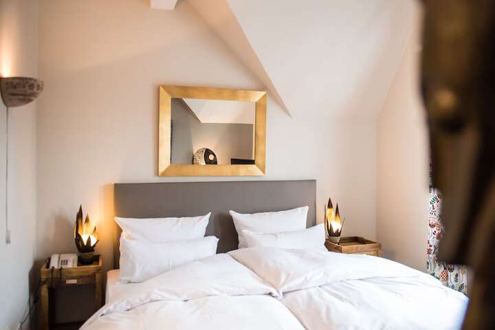 Room 15 of 59