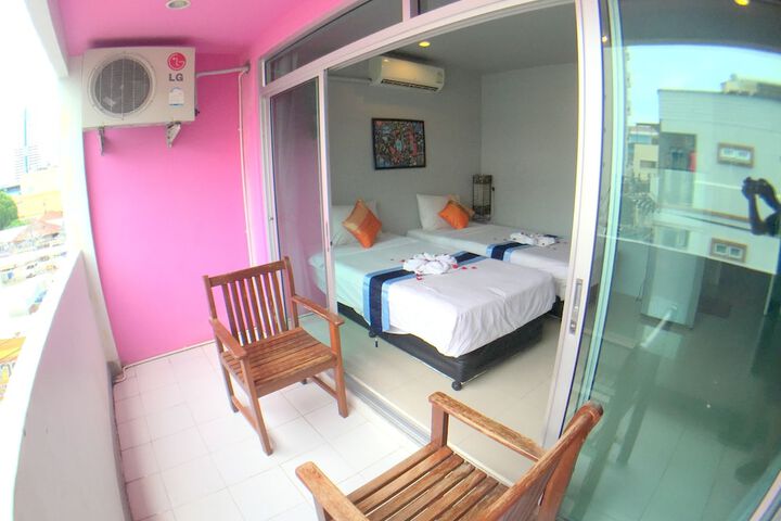 Room 30 of 140
