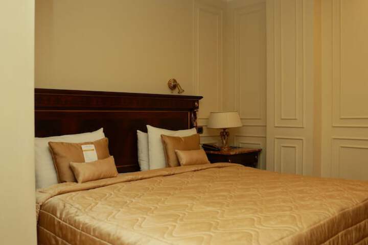 Room 12 of 56