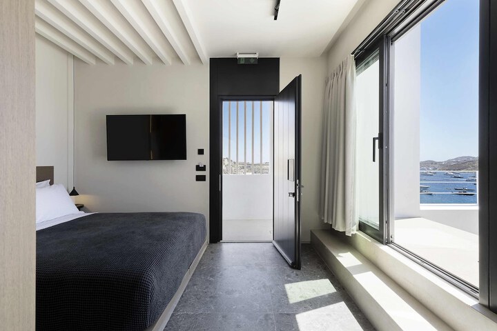 Room 14 of 81