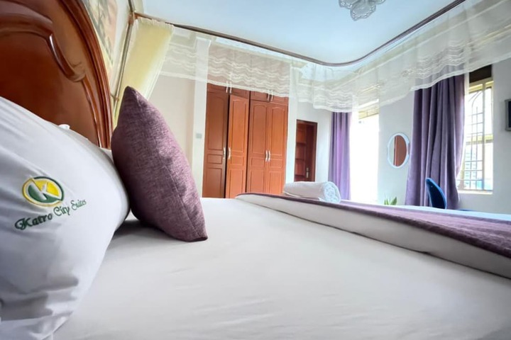 Room 5 of 25