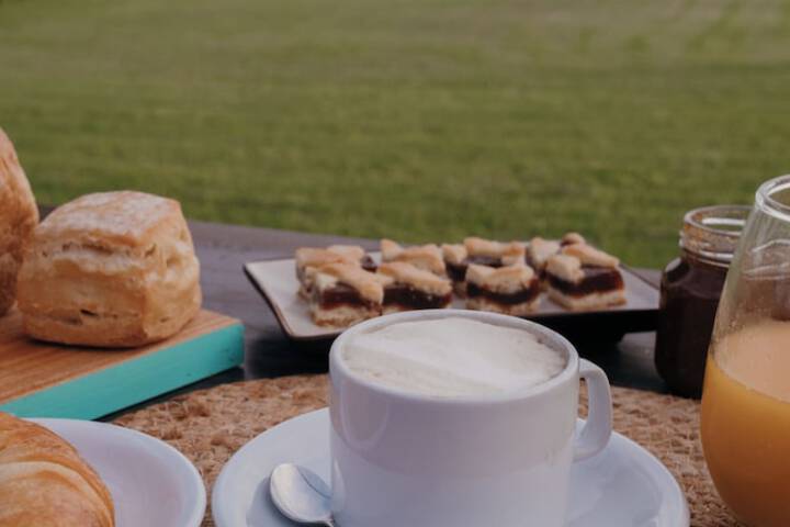 Breakfast/Coffee Service 50 of 74