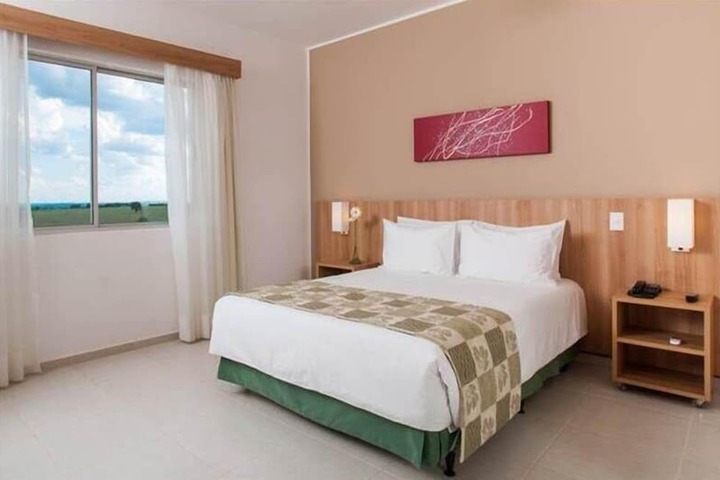 Room 8 of 35