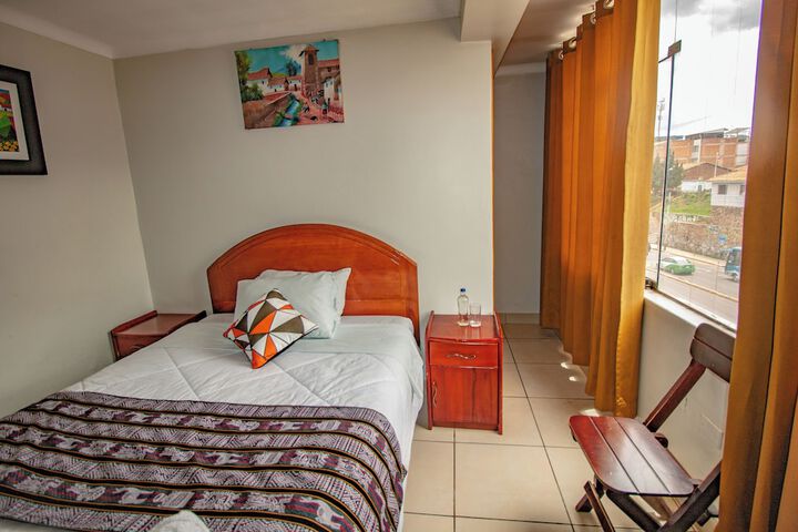 Room 19 of 48