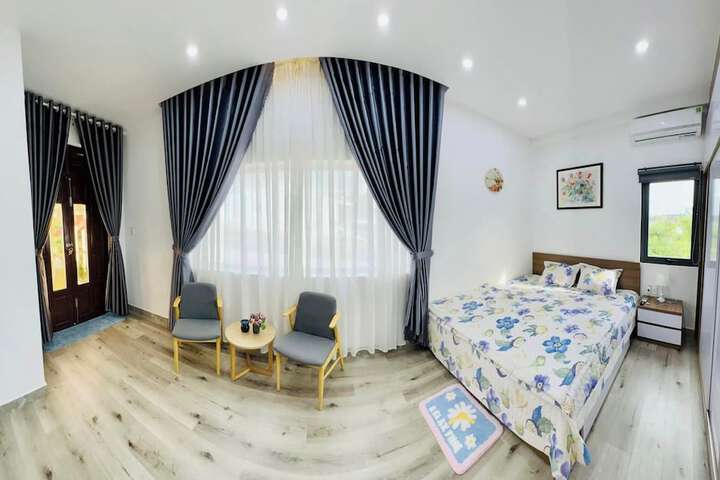 Room 7 of 52