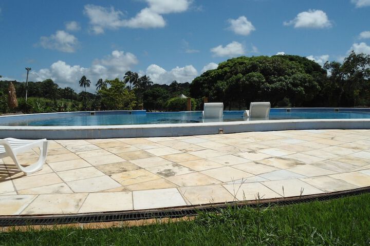 Pool 48 of 115