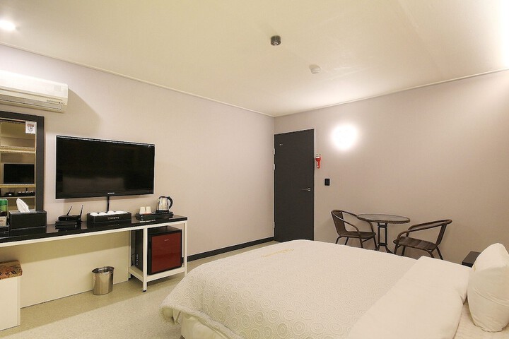 Room 40 of 118
