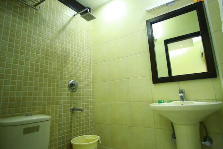 Room 58 of 68