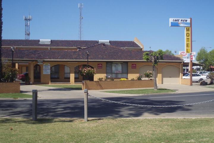 Hotel 47 of 61